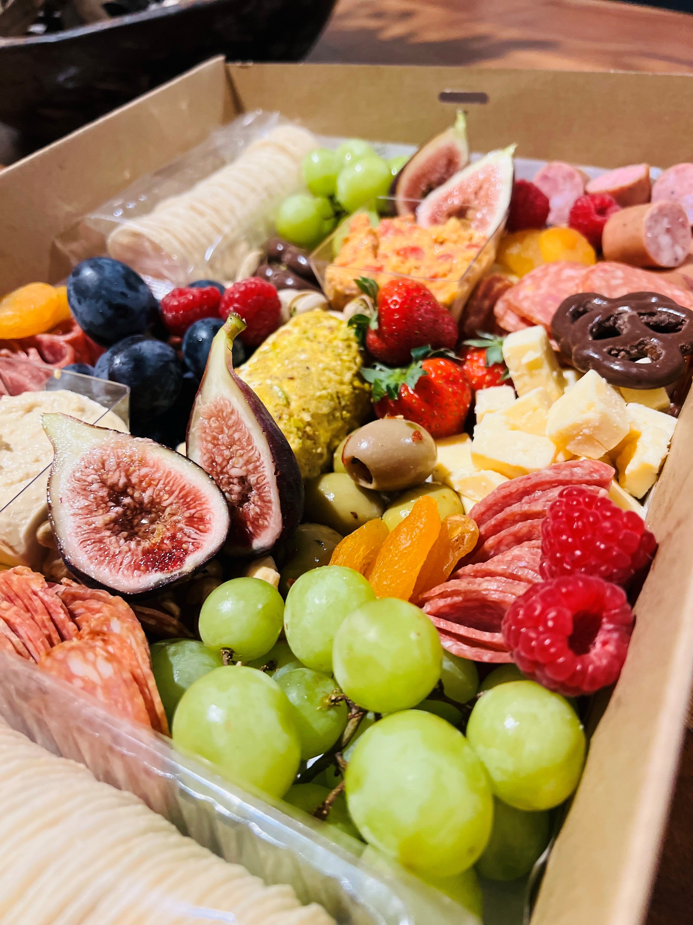 Small Grazing Boxes